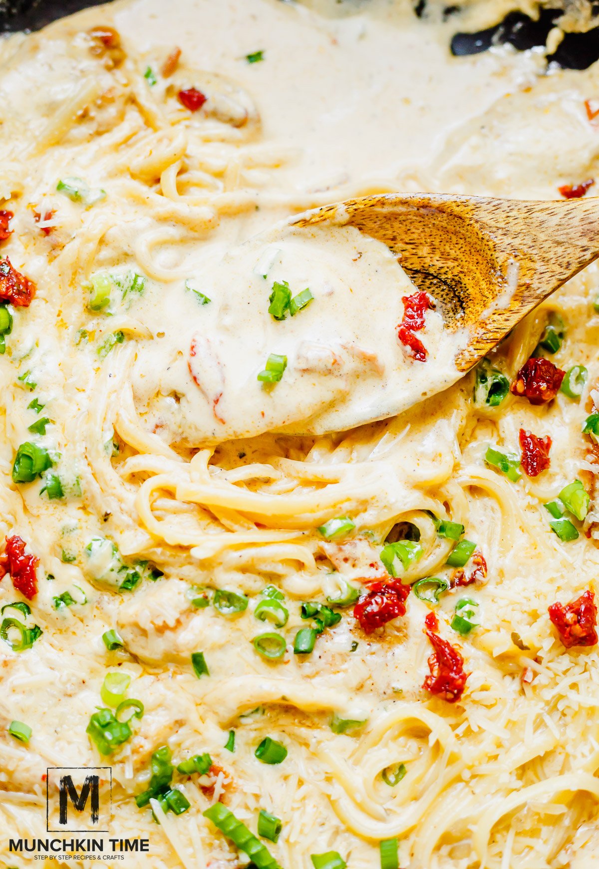 This creamy chicken pasta is by far my favorite pasta recipe.