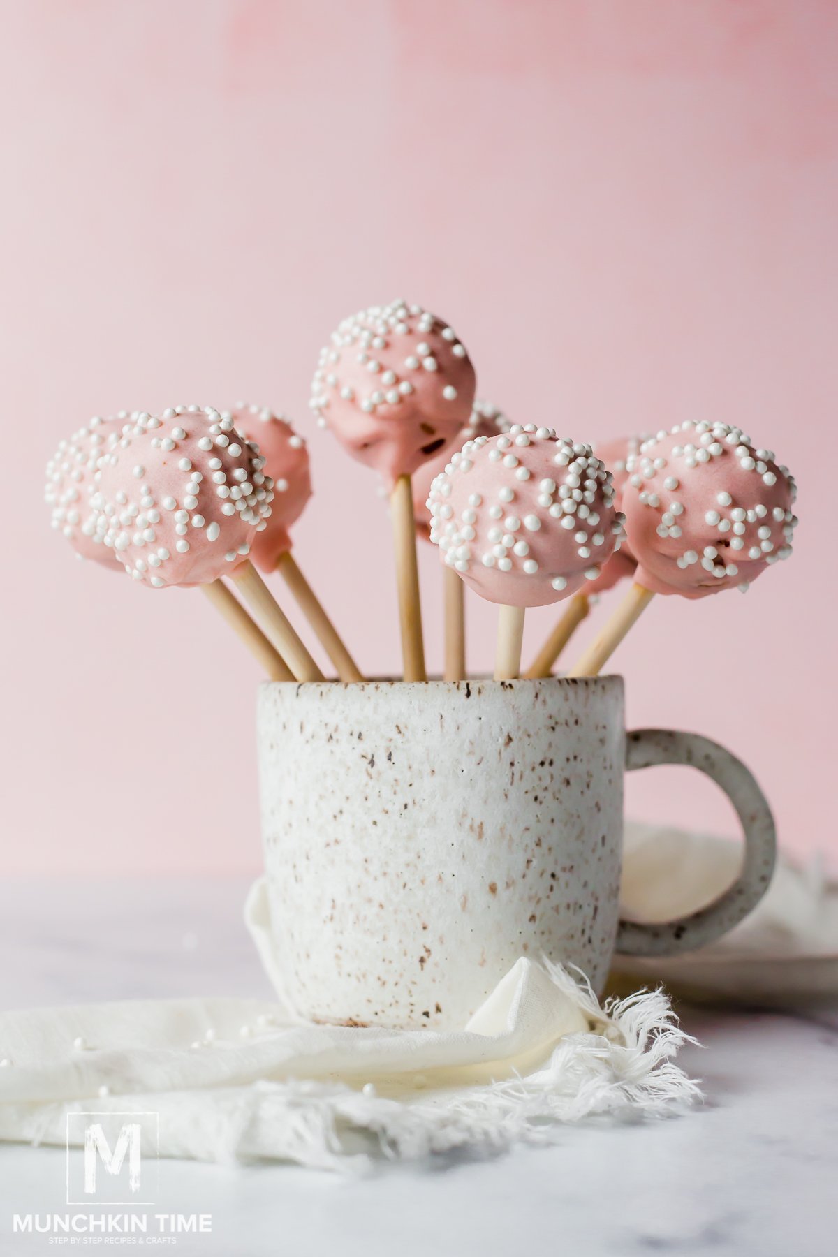 Ice Cream Scoop Cake Pops - Moms & Munchkins