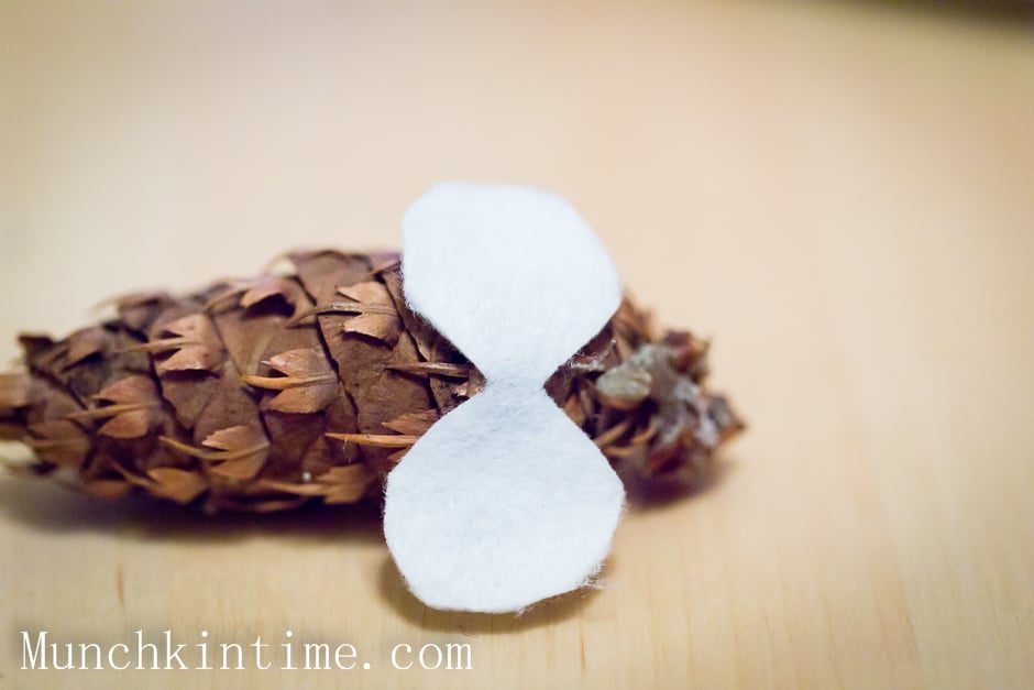 Pinecone owl Craft