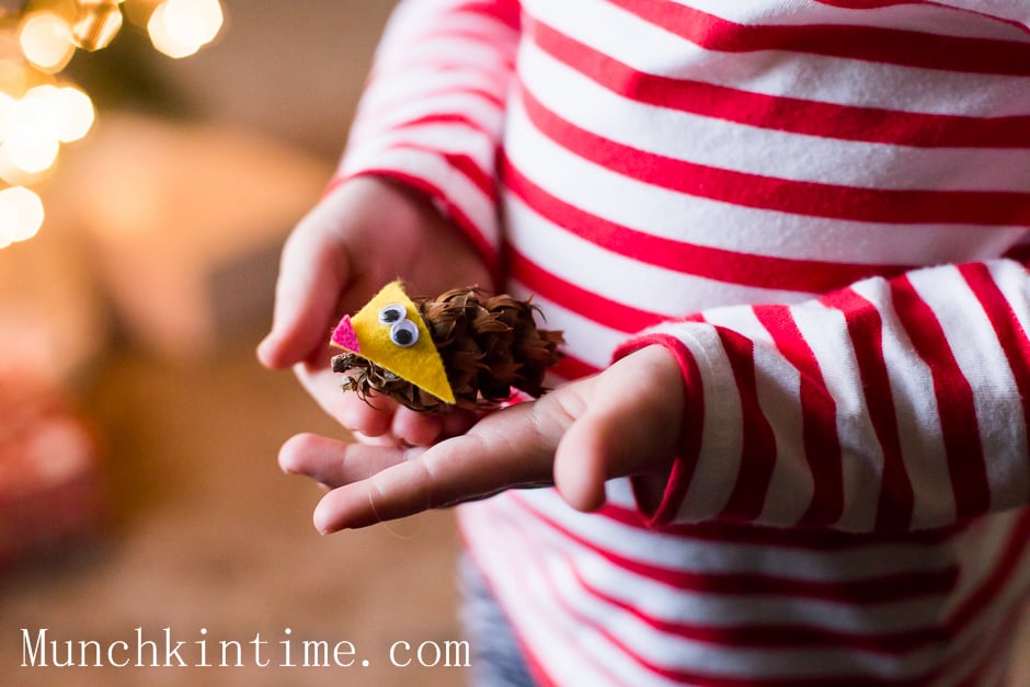 Easy pinecone mouse Craft