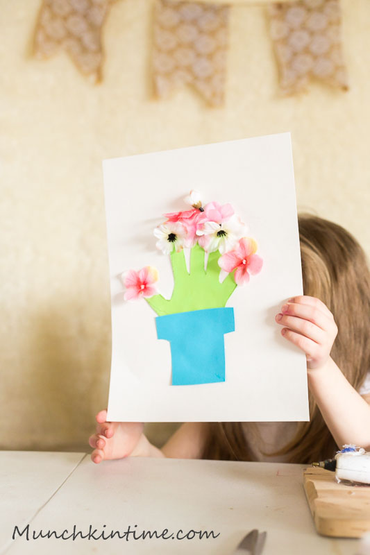 Mother's Day Gift Ideas - Kids Craft from Munchkin Time