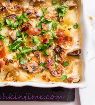 Potato Mushroom Casserole with Caramelized Onions #potatocasserolerecipe