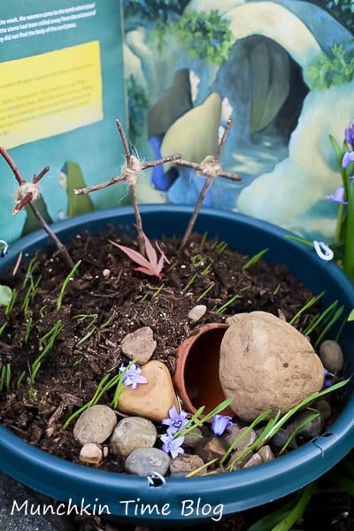 Easter Garden DIY Tutorial - Easter Activities for Kids  #easteractivitiesforkids