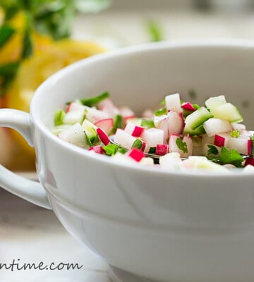 Summer Cucumber Radish Salad Recipe #summersaladrecipe https://www.munchkintime.com/