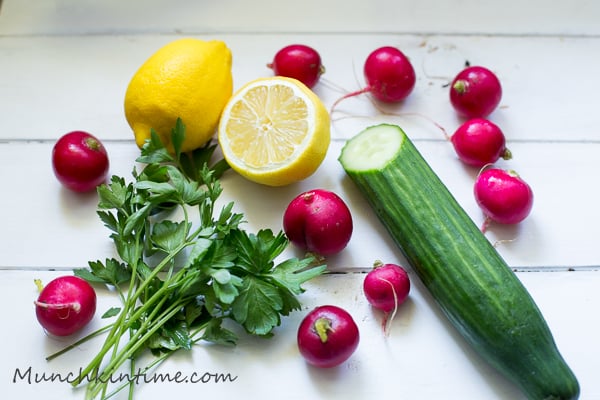 Crunchy Cucumber Radish Salad Recipe #easysaladrecipe https://www.munchkintime.com/
