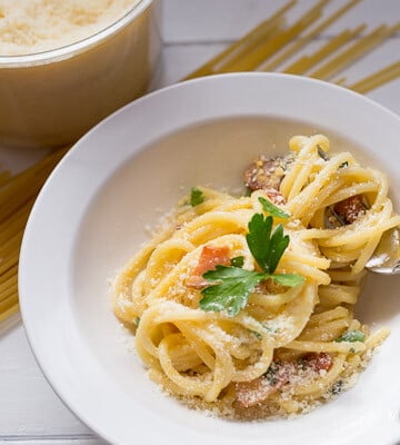 Less than 20 Minute Pasta Carbonara Recipe