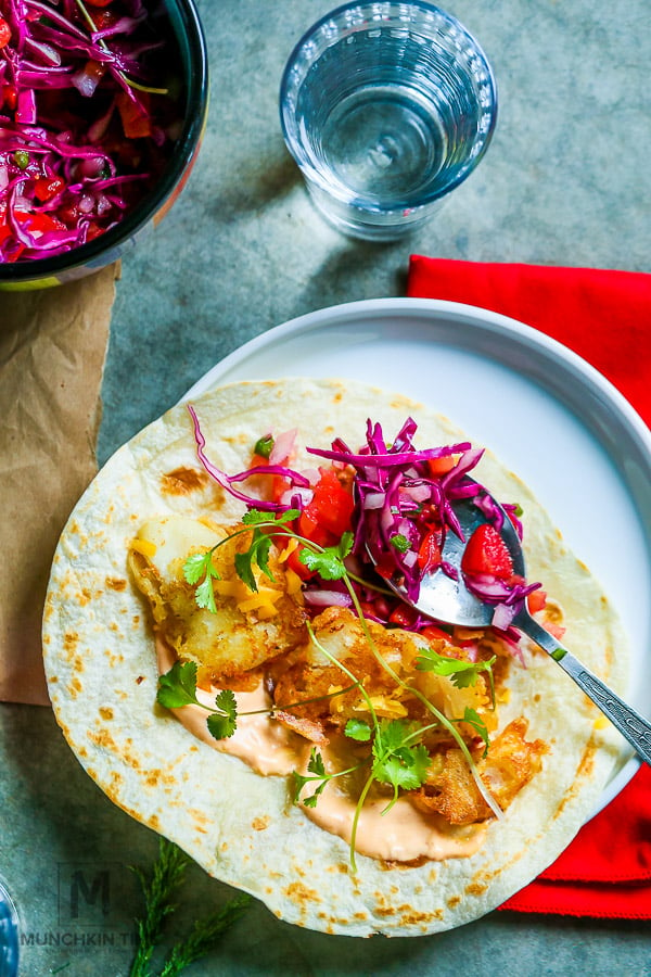 Beer Battered Baja Fish Tacos Recipe easy and so delicious! #tacotuesday #bajafishtocasrecipe