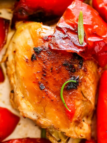 Caramelized Rosemary Chicken Thighs Recipe - delicious dinner ready in just 30-minutes -- http---www.munchkintime.com- #30minutemeal #rosemarychickenrecipe