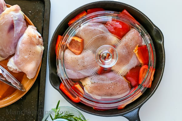 Caramelized Rosemary Chicken Thighs Recipe - delicious dinner ready in just 30-minutes -- http---www.munchkintime.com- #30minutemeal #rosemarychickenrecipe