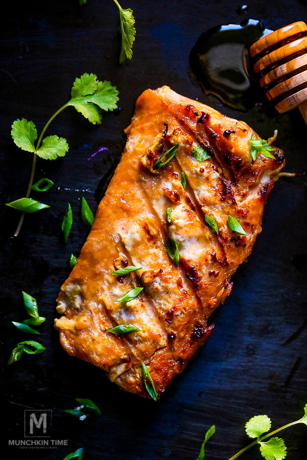 Honey Glazed Salmon Recipe juicy and so delicious! #honeyglazedsalmon #salmonrecipes -- www.munchkintime.com