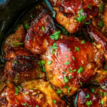 Honey Chicken Thighs Recipe - tender and delicious honey soy chicken thighs. Super easy to make, finger licking dinner made ahead of time. // www.munchkintime.com
