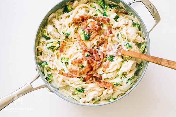 Creamy Chicken Pasta with Broccoli and Bacon Crumbs - Video Inside