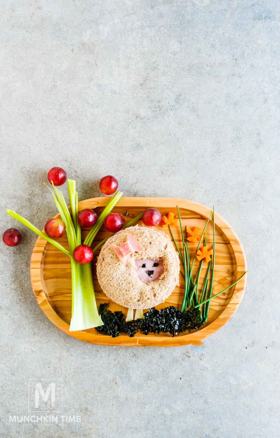 5 Easy School Lunch Ideas - ham sandwich that looks like sheep.