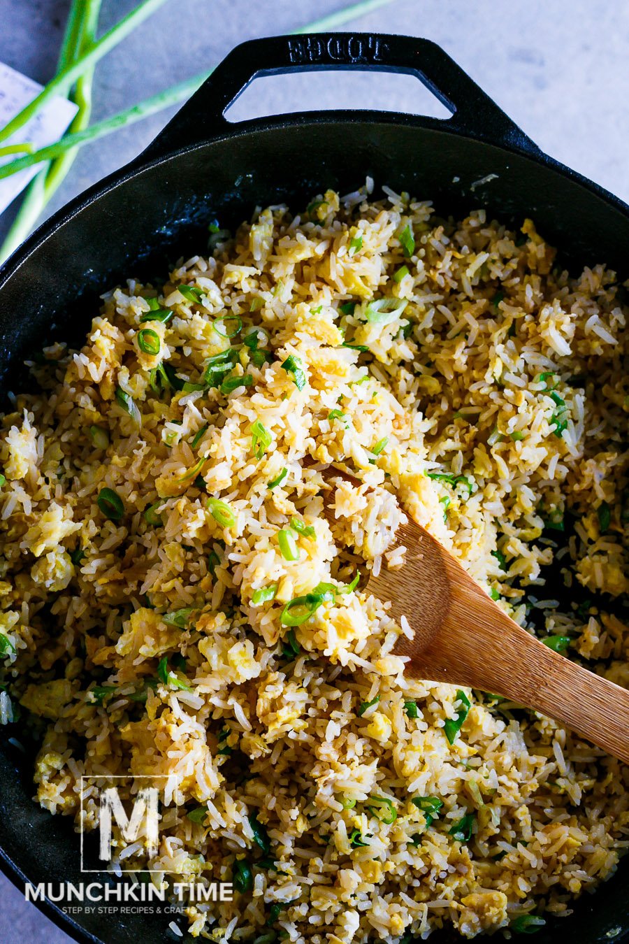 Easy Fried Rice Recipe with Green Onion - so easy and super delicious, perfect sidedish for dinner or lunch.