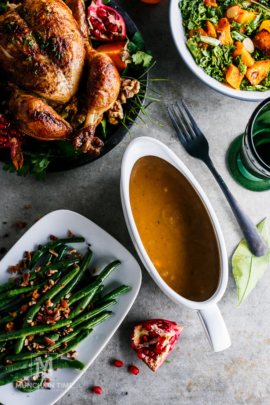 2017 Thanksgiving Dinner Ideas - here are 7 delicious Thanksgiving dishes that you can bring to the table this holiday season. 