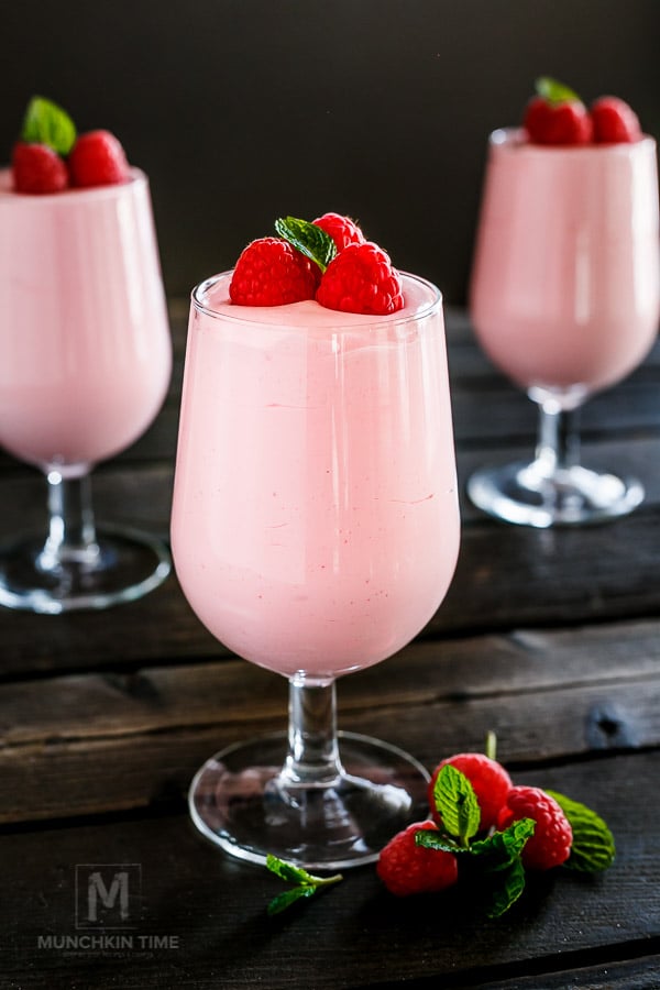 Delicious 5-Ingredient Strawberry Mousse Recipe