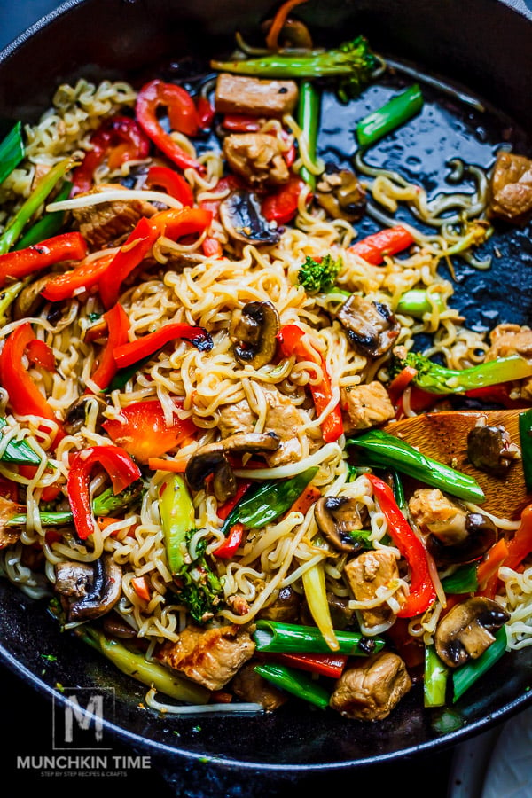 pork stir fry with sweet red chili sauce