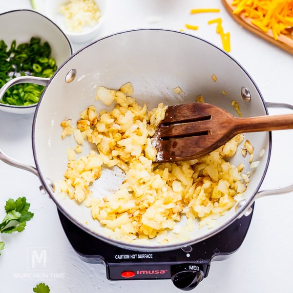 onion saute with flour