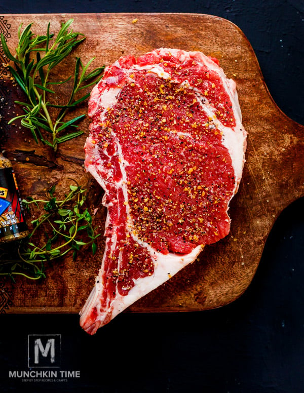 How to Cook a Ribeye Steak on the Stove - Best Way to Prepare Ribeye for Father's Day Recipe #fathersdayrecipe #4thofjulyrecipe #ribeyesteakrecipe #ribeyesteak #dinnerrecipe
