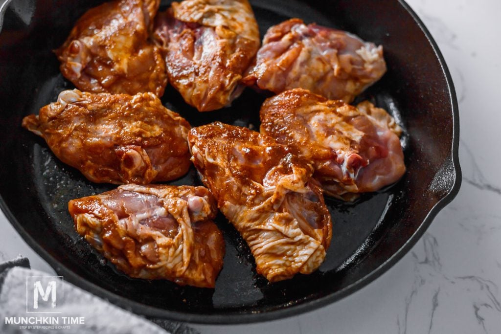 chicken in the skillet