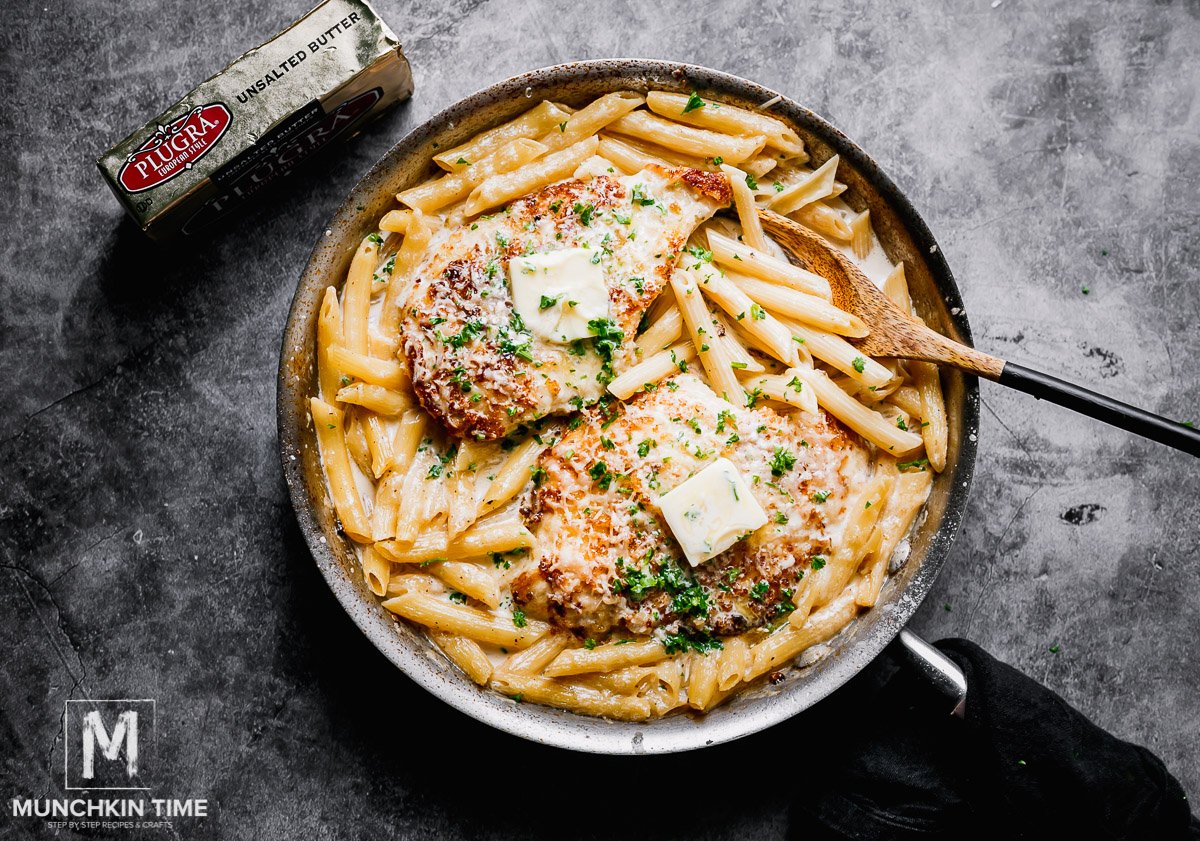 Easy Oven Baked Chicken Pasta in Buttery White Sauce