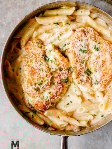 Easy Oven Baked Chicken Pasta in Buttery White Sauce