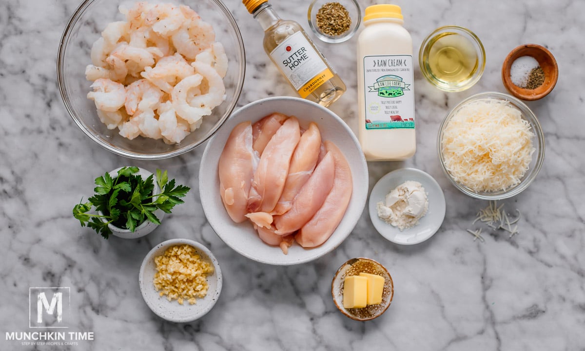 Ingredients for garlic shrimp alfredo