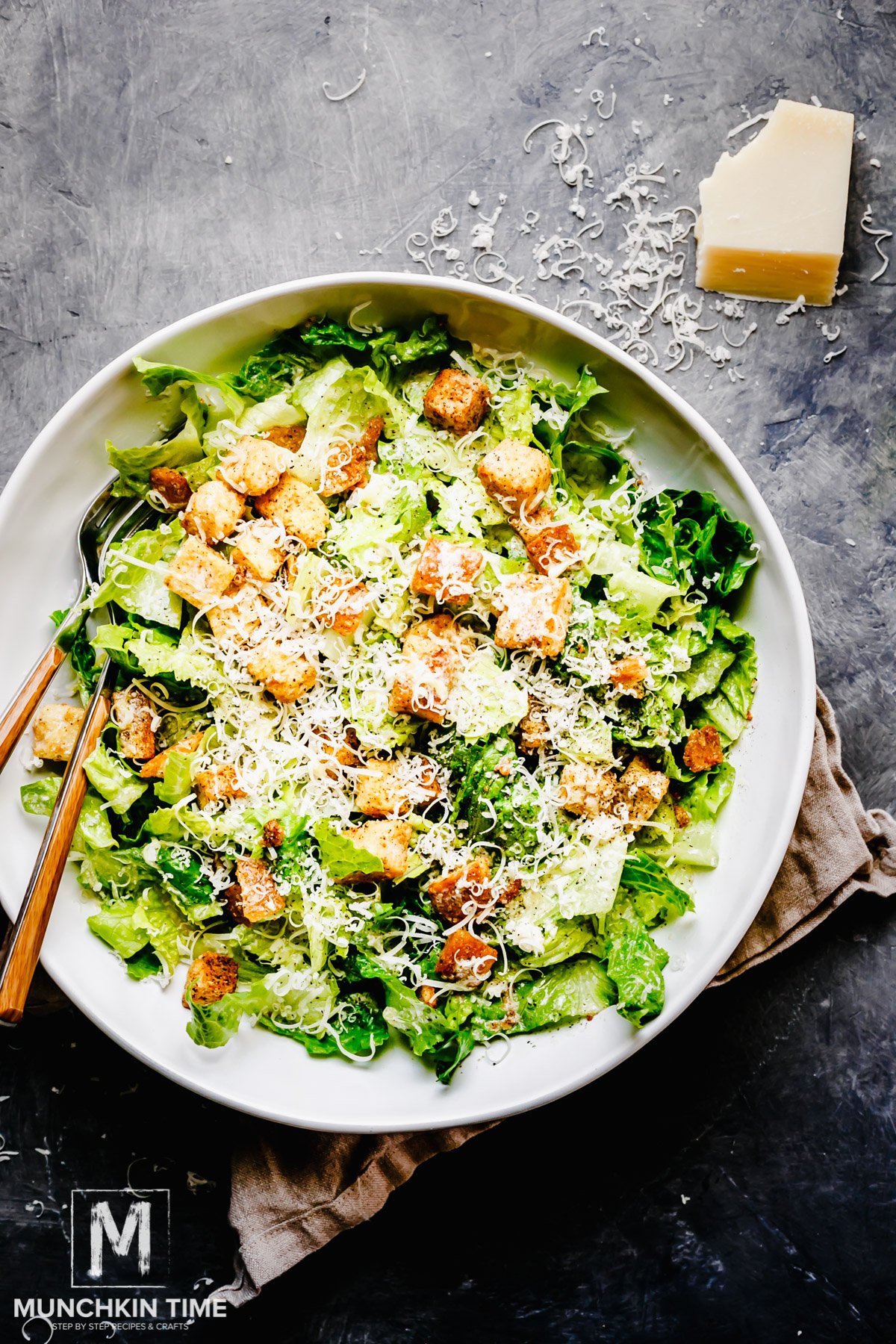 Best Caesar Salad Recipe with Salad Dressing from Scratch