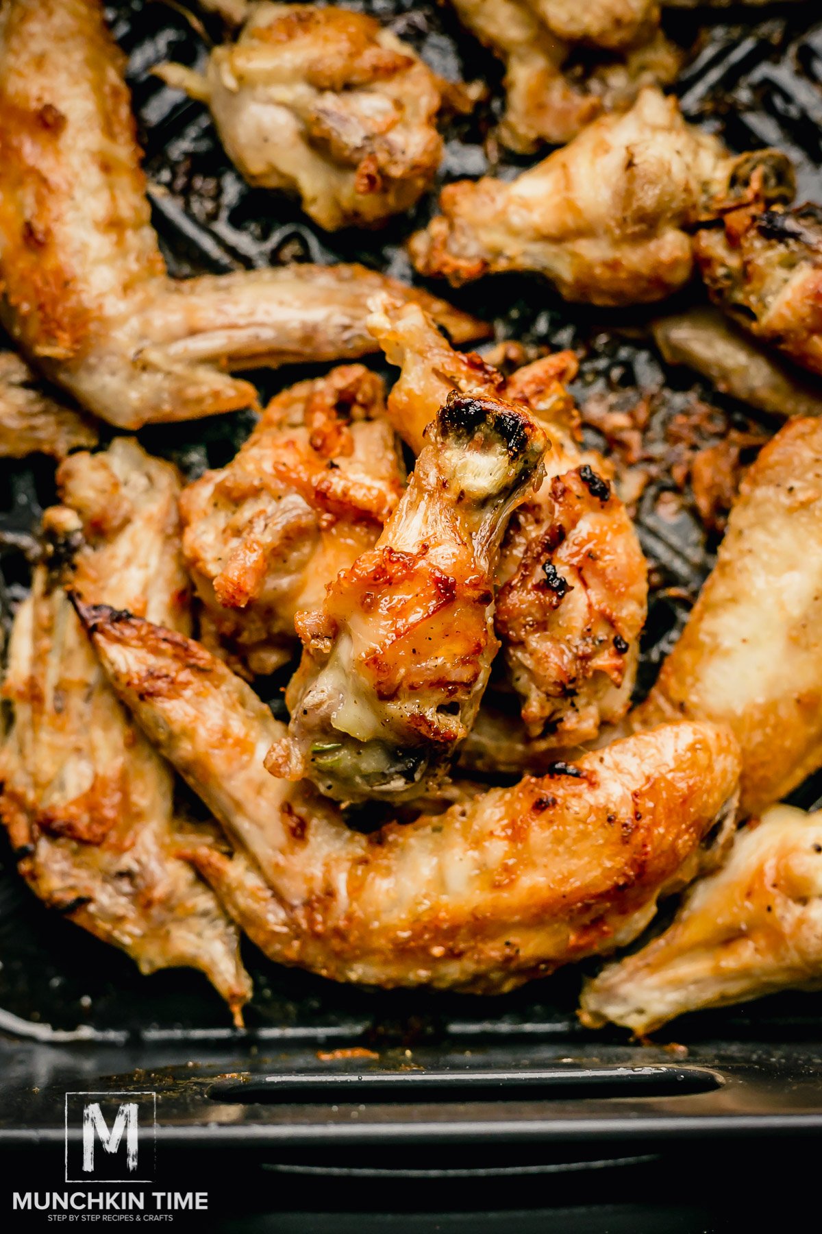 Air Fryer Chicken Wings - with Garlic Mayo Marinate