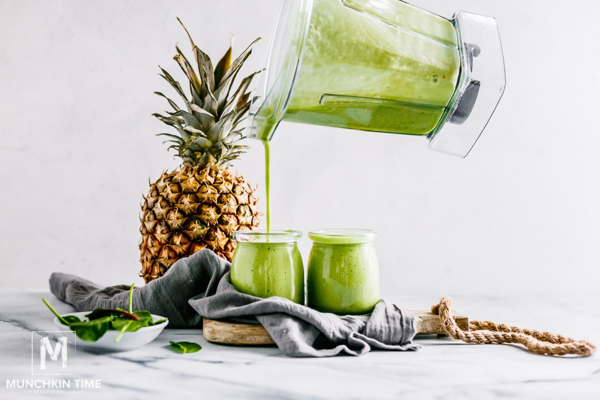 Green Smoothie Recipe with pineapple, melon and collagen powder.