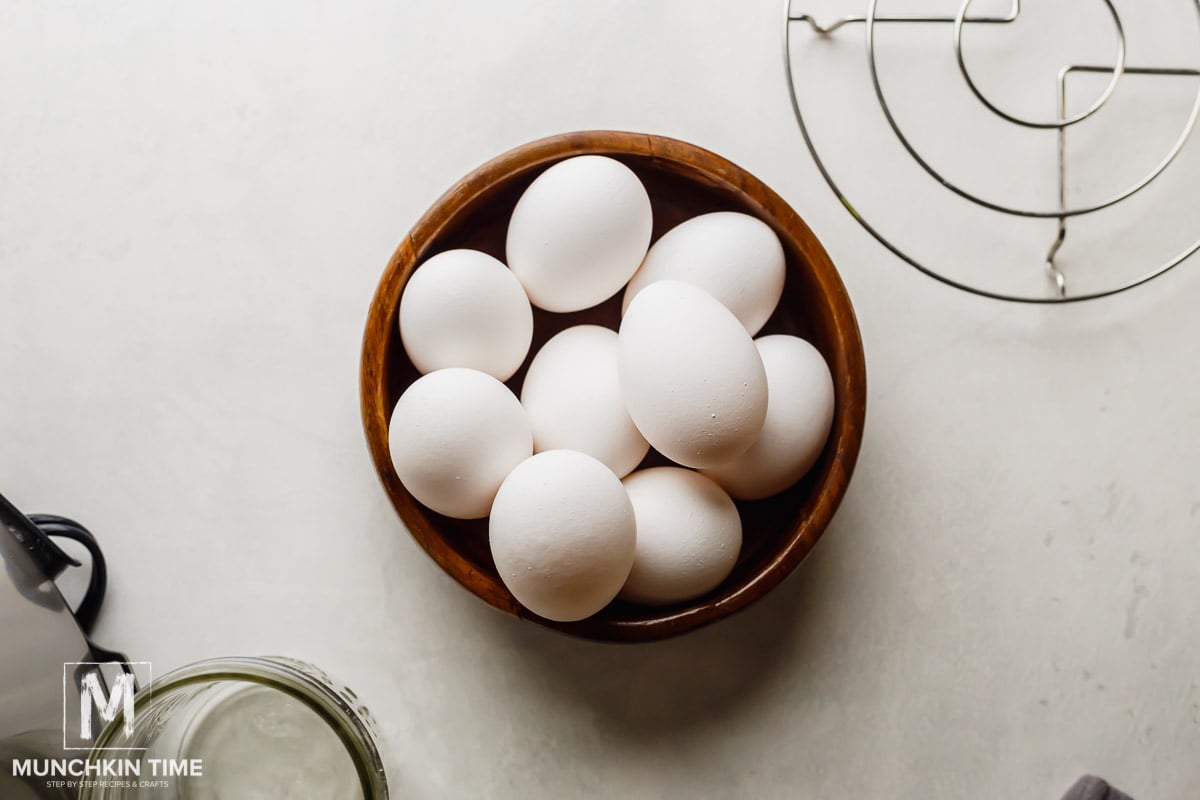 White eggs in the bowl ready for egg dyeing.