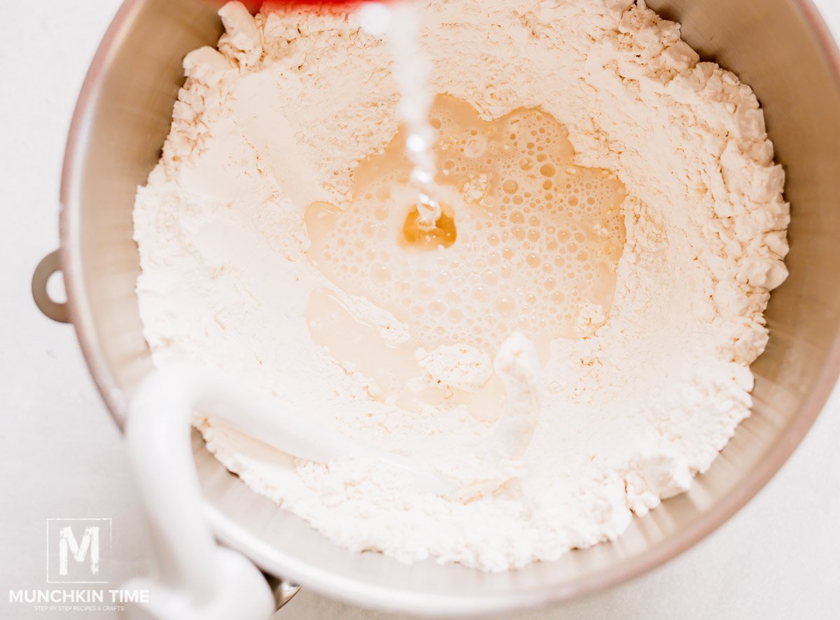 How to make Pelmeni dough.