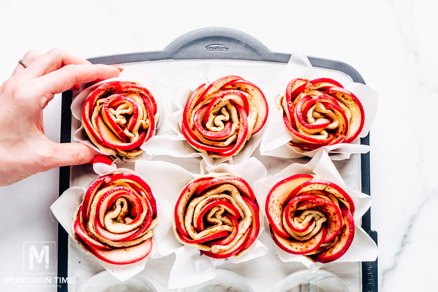 How to bake apple roses.