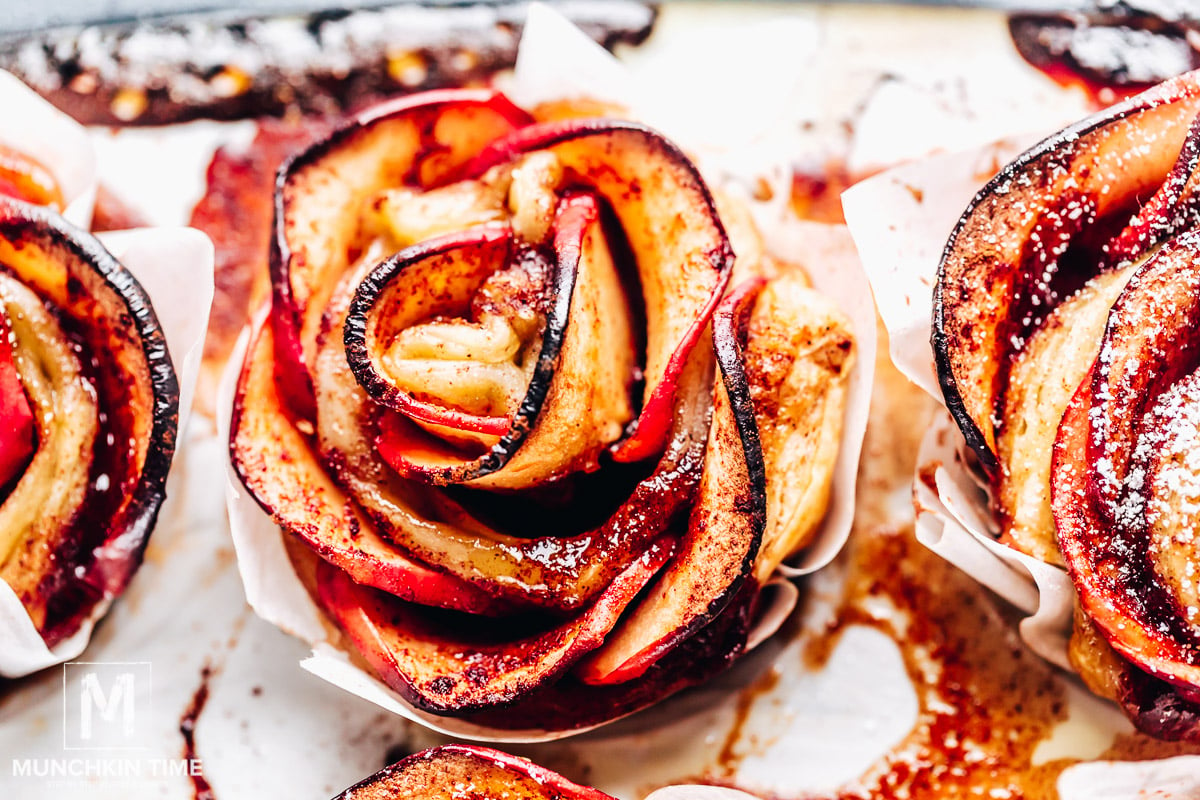 Baked apple roses.