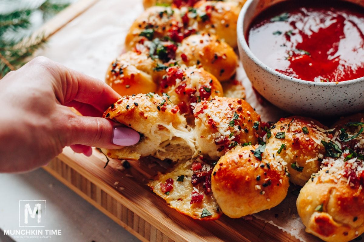 Cheese Stuffed Pizza Rolls Recipe with Bacon