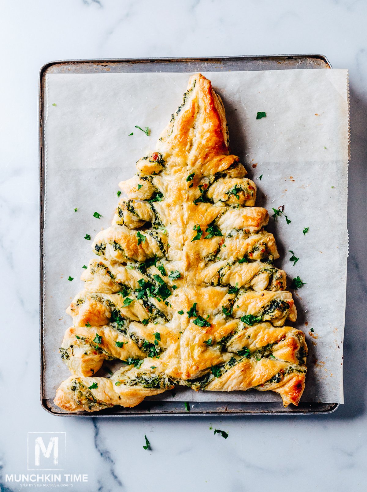 Baked Christmas tree appetizer