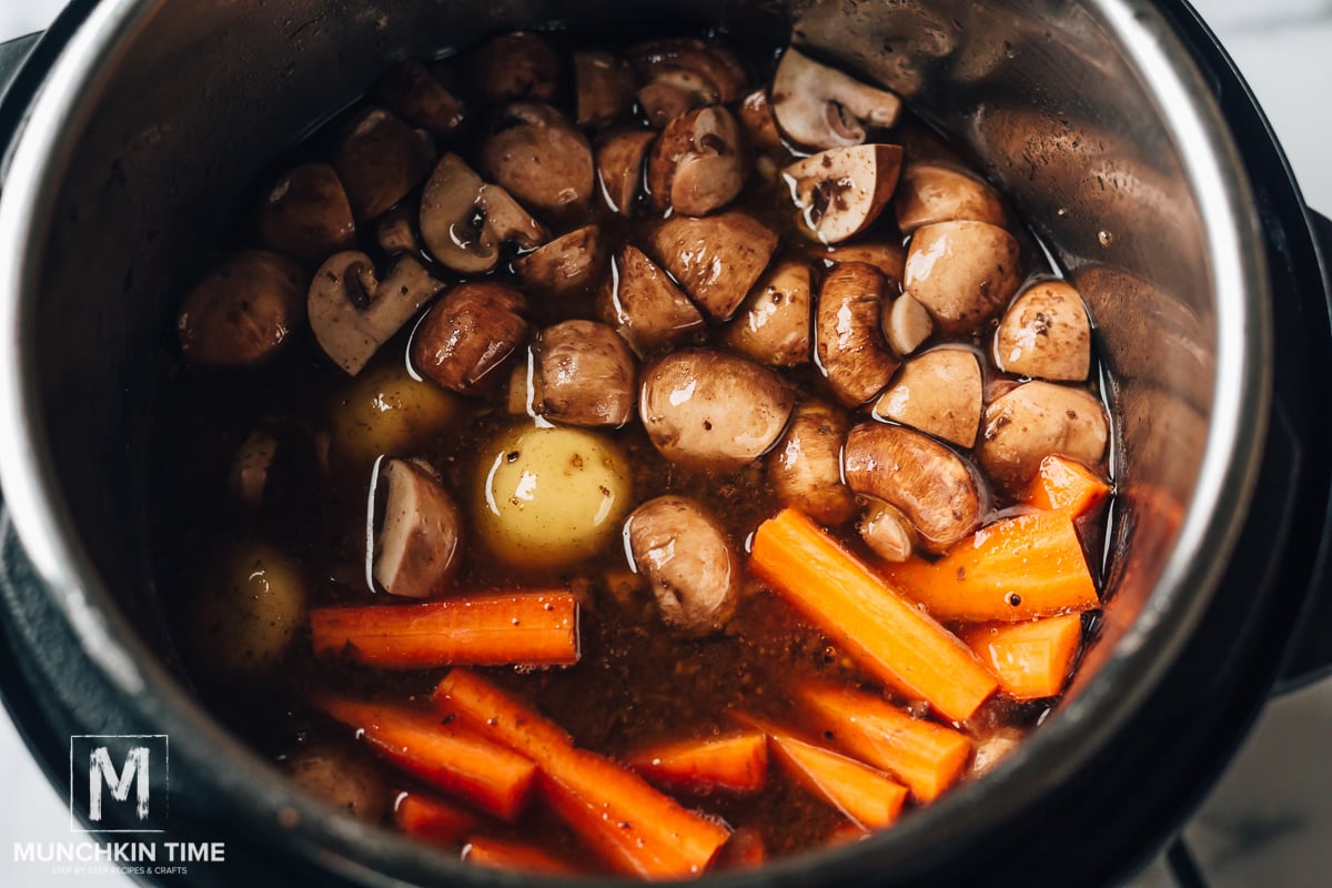 Add veggies into the instant pot.