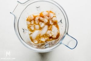 How to make a caramel coffee shake