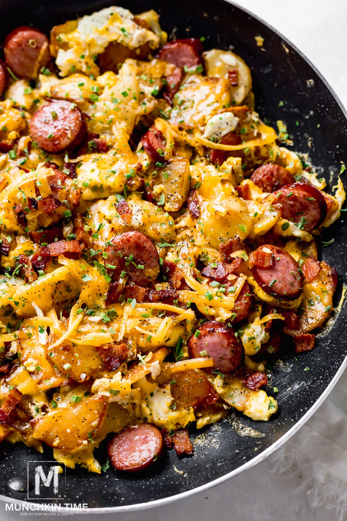 Bacon, Egg, and Potato Breakfast Skillet (+VIDEO) - The Girl Who