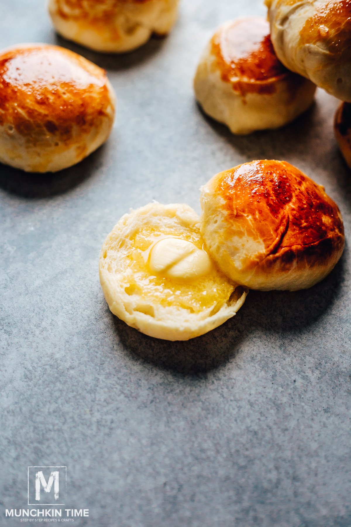 Buttermilk Dinner Rolls