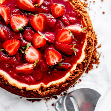 Easy Strawberry Cheesecake