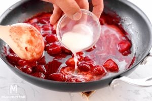 How to Make Strawberry Topping for Cheesecake