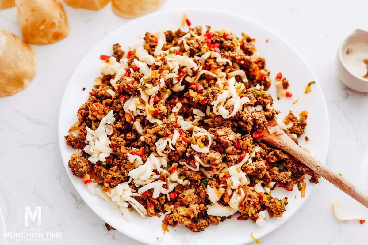 saute ground beef and bell peppers