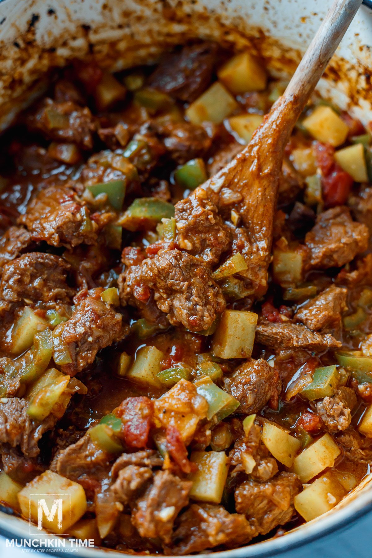 Easy Carne Guisada Tacos - Munchkin Time