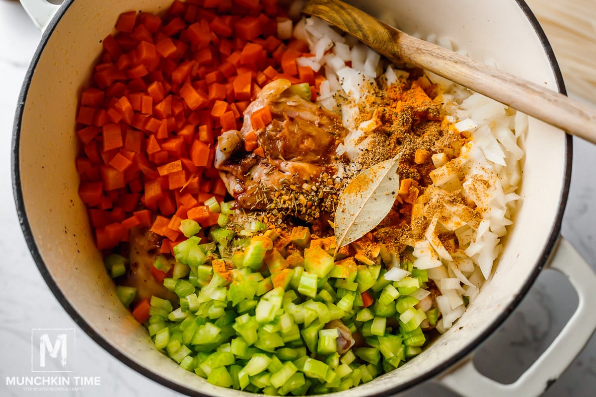 How to Make Easy Chicken Noodle Soup