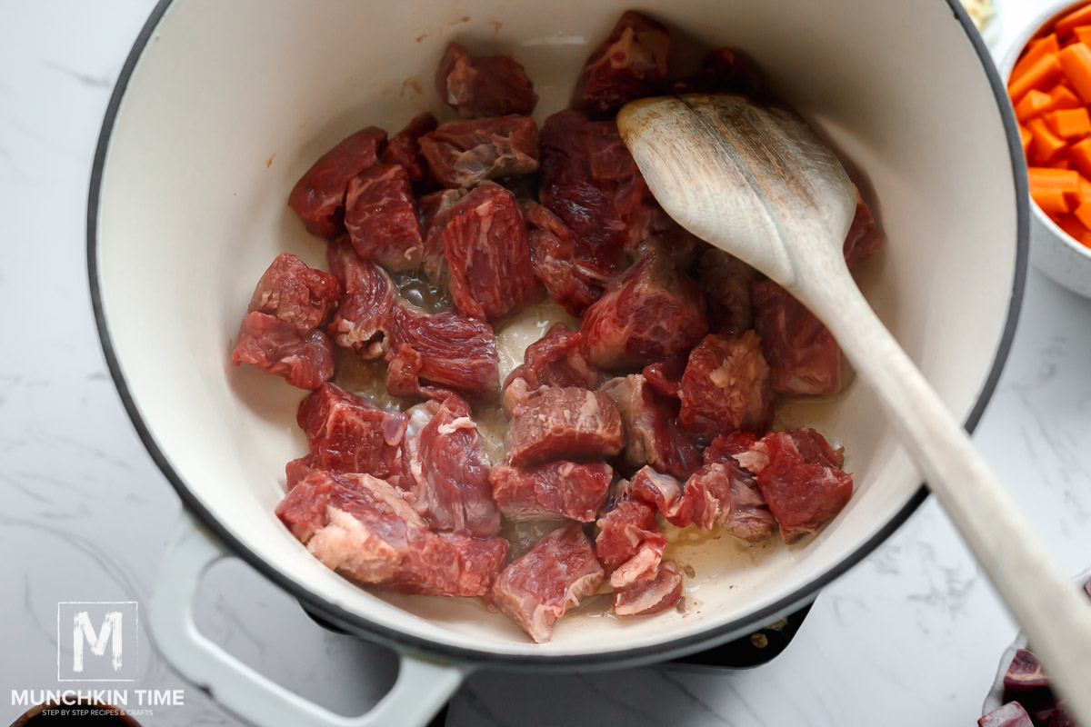 meat browning in dutch oven