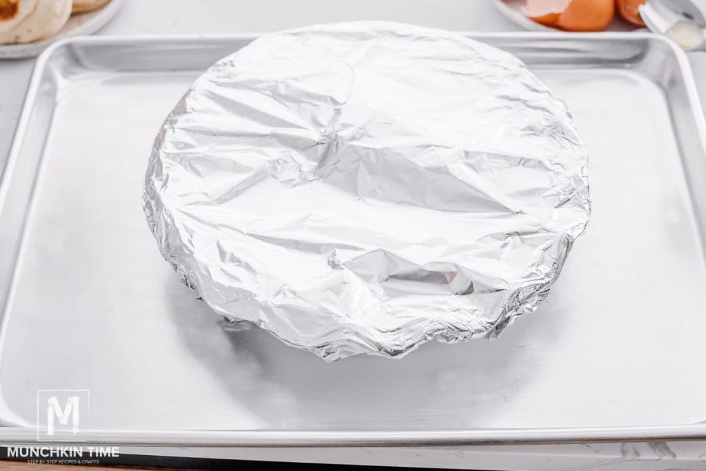 Breakfast Egg Sandwich (Video) - Munchkin Time