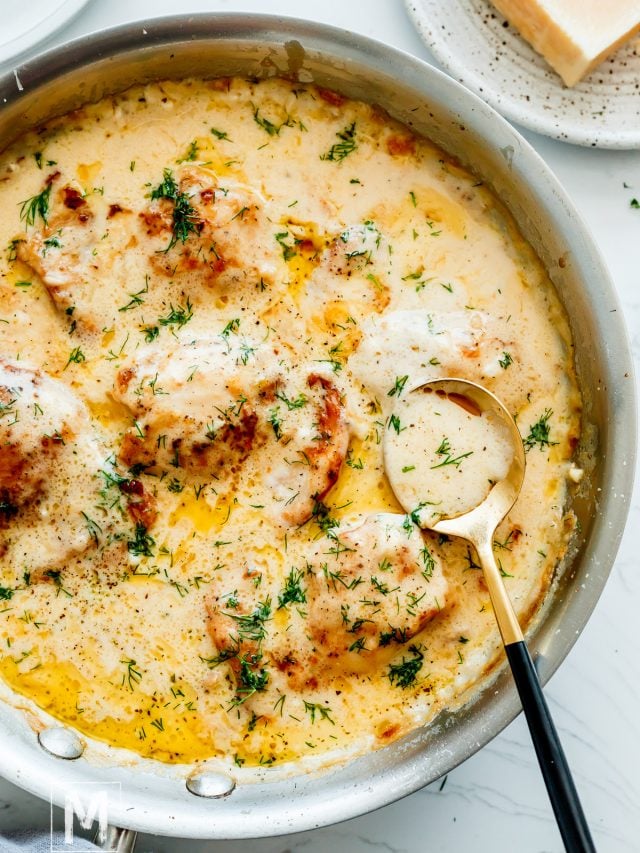Creamy Oven Baked Chicken Thighs - Munchkin Time