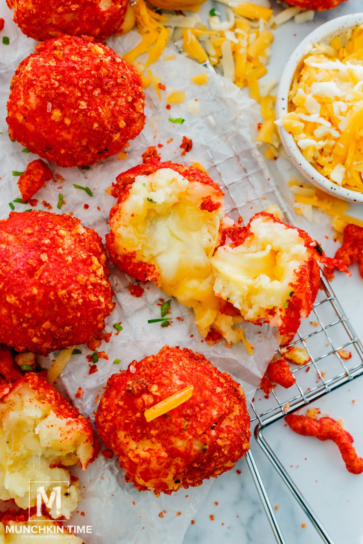 Hot Cheetos Jambalaya Balls 05 - pan81e8
