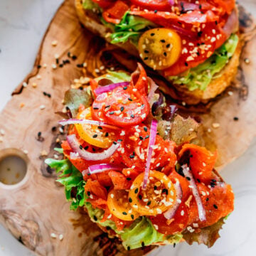 2 Smoked Salmon Avocado Toasts with Cherry Tomatoes